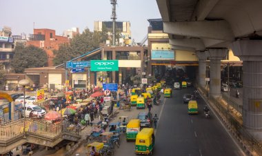 How to Protect Yourself from Delhi’s Toxic Air: Practical Tips That Actually Work